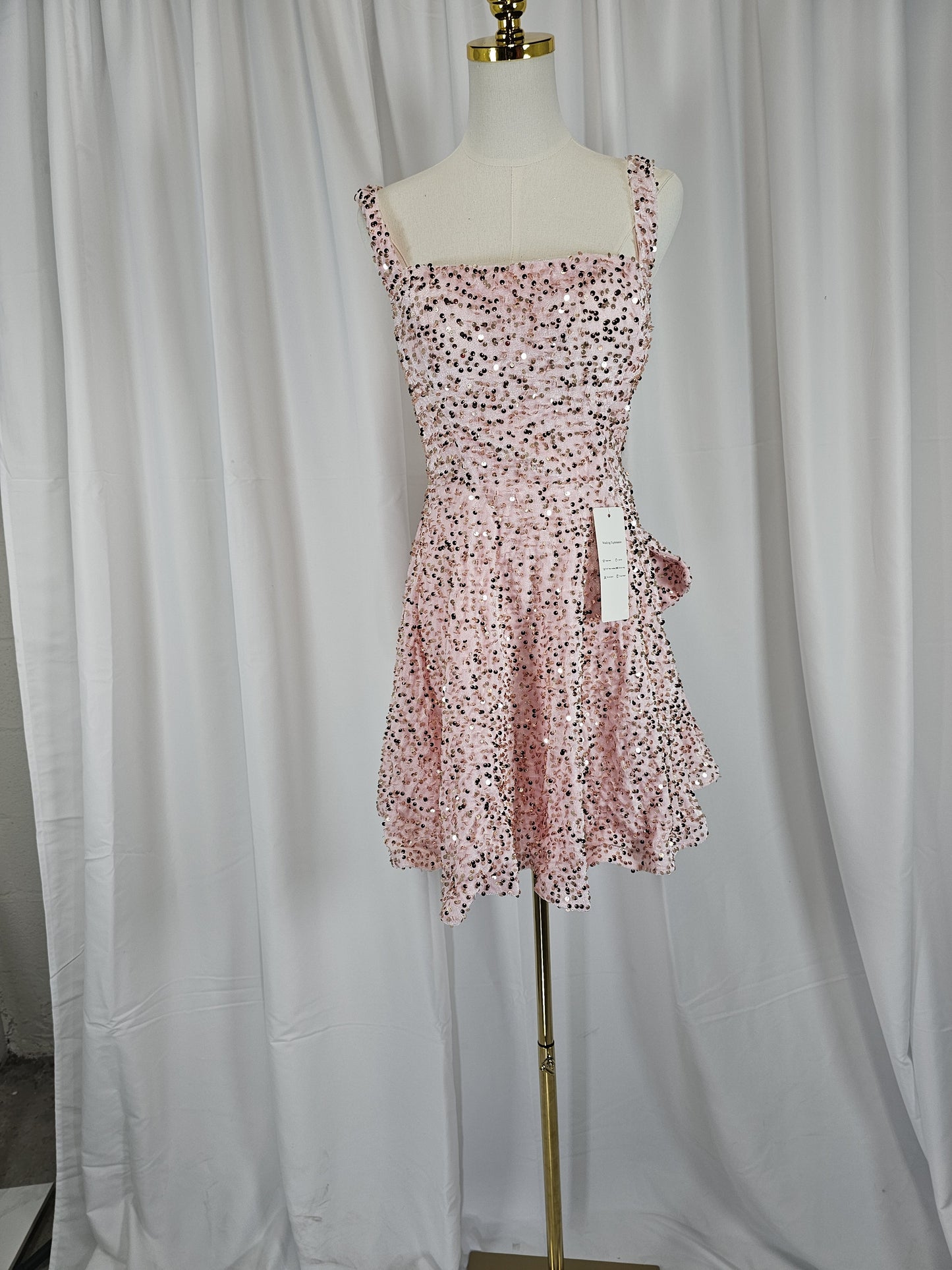 Bubbling Blush Bow-Tie Delight Dress