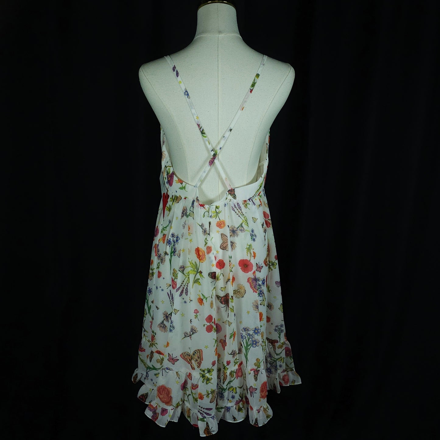 Floral Fantasy: The Dress That Blooms with You