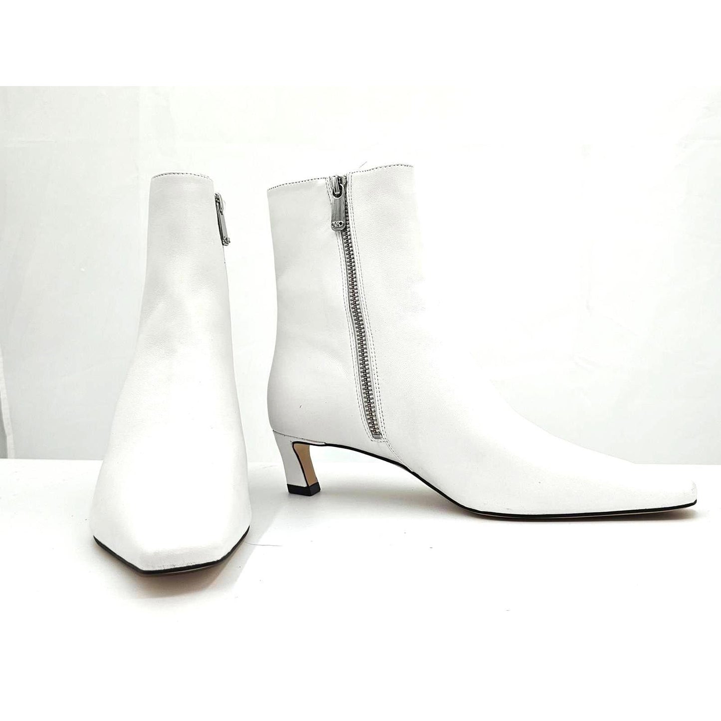 Michael Kors Cosmo Leather Kitten Boot/6