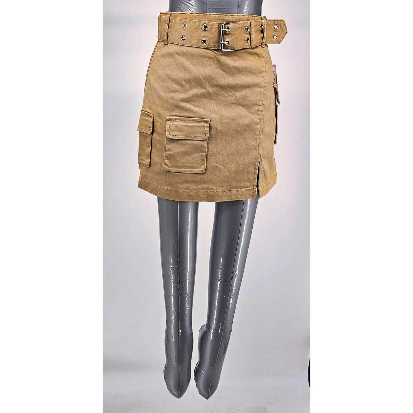 Juicy Couture Denim Cargo Skirt w/belt Utility Meets Style! Khaki/12
