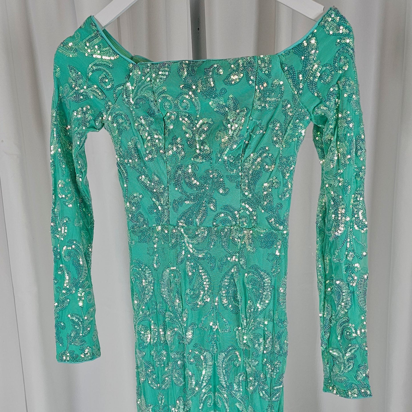 Sparkle & Shine Mermaid Gown: Dazzle in Every Moment!