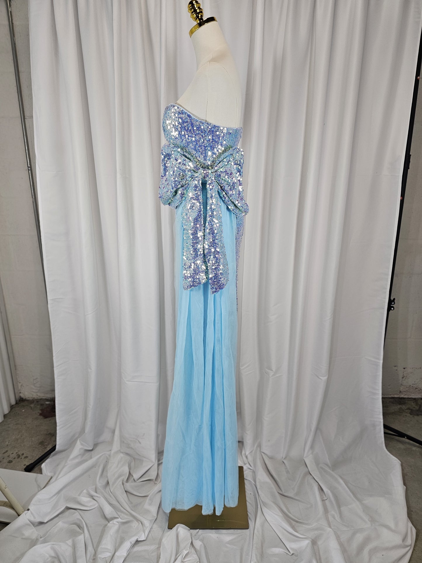 Mermaid Dreams: Sparkling Light Blue Evening Gown