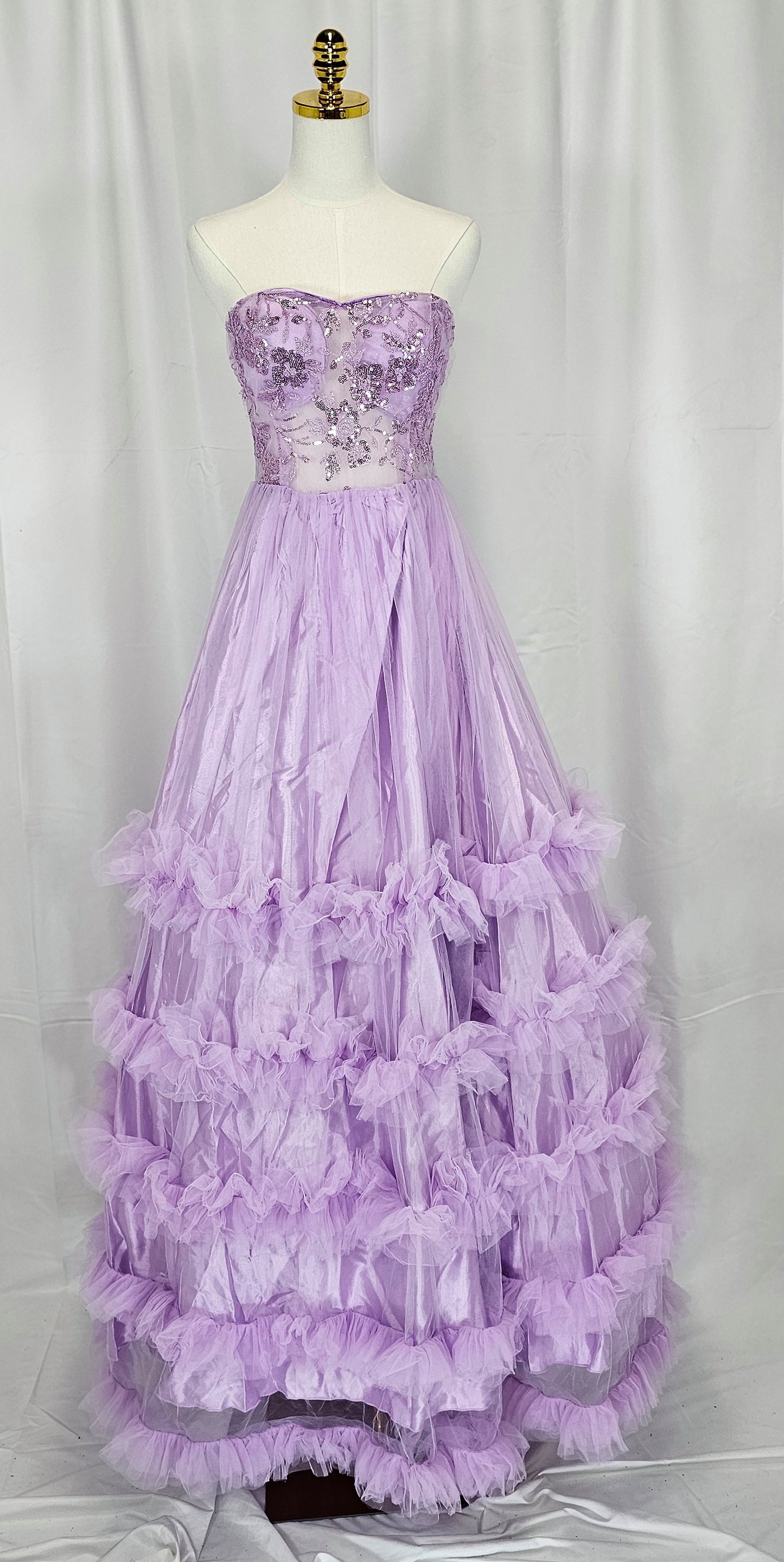 Lavender Dreams Ruffled Gala Gown – Twirl Your Way to Elegance!