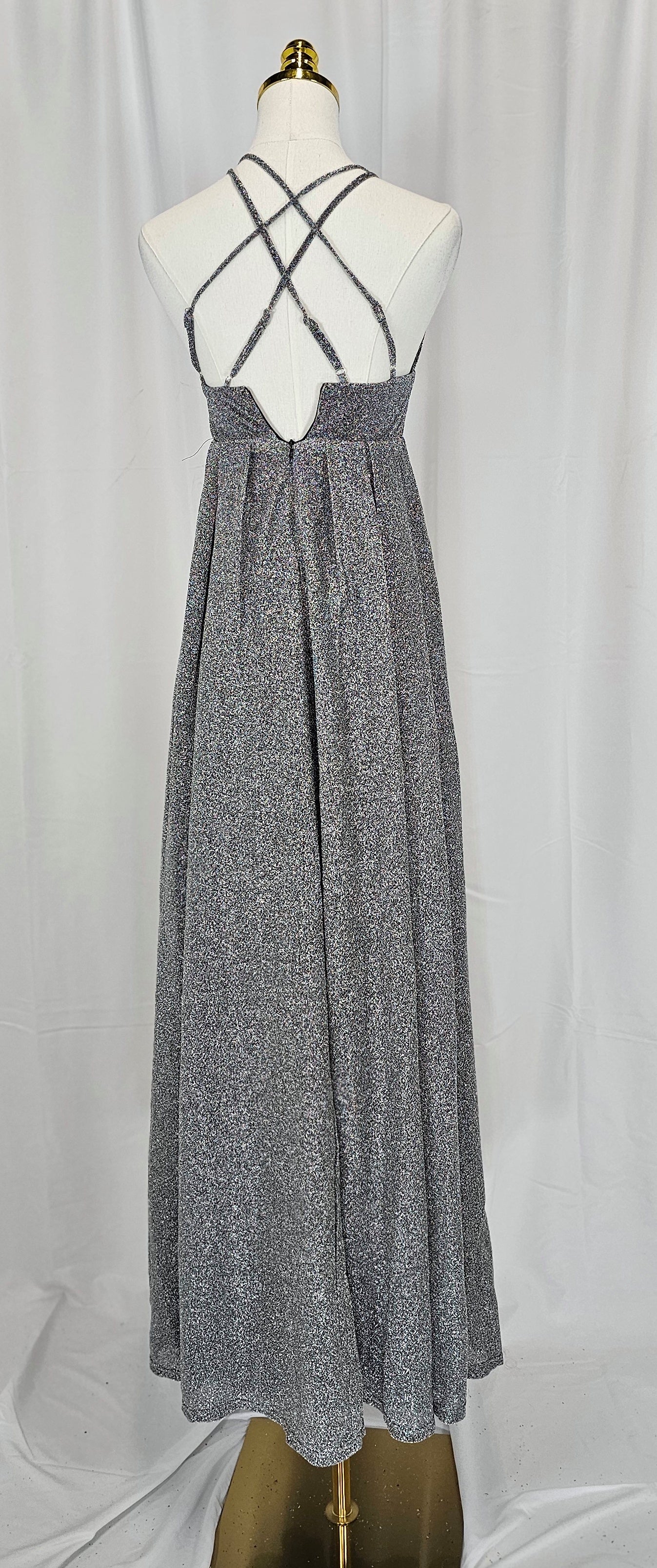 Glamorous Twilight Maxi Dress: Dazzle in Every Twirl