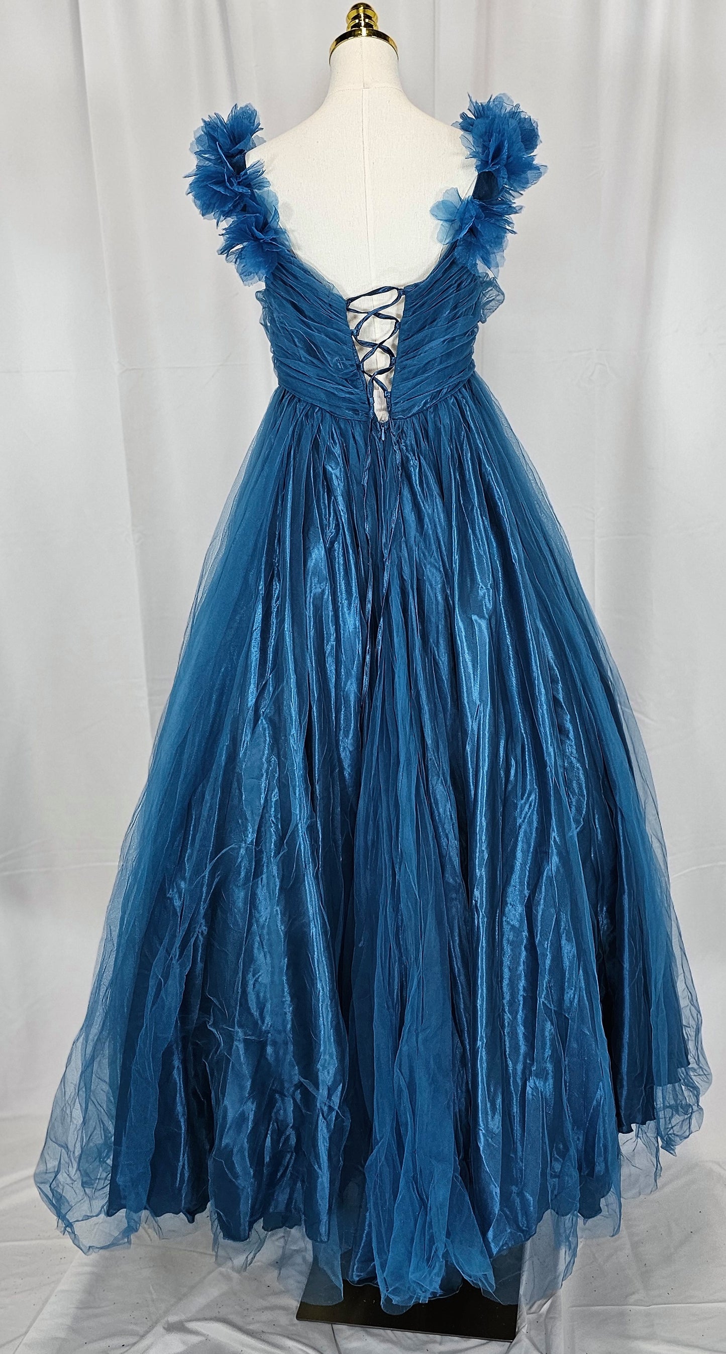 Cinderella Blues: Transformative Tulle Delight