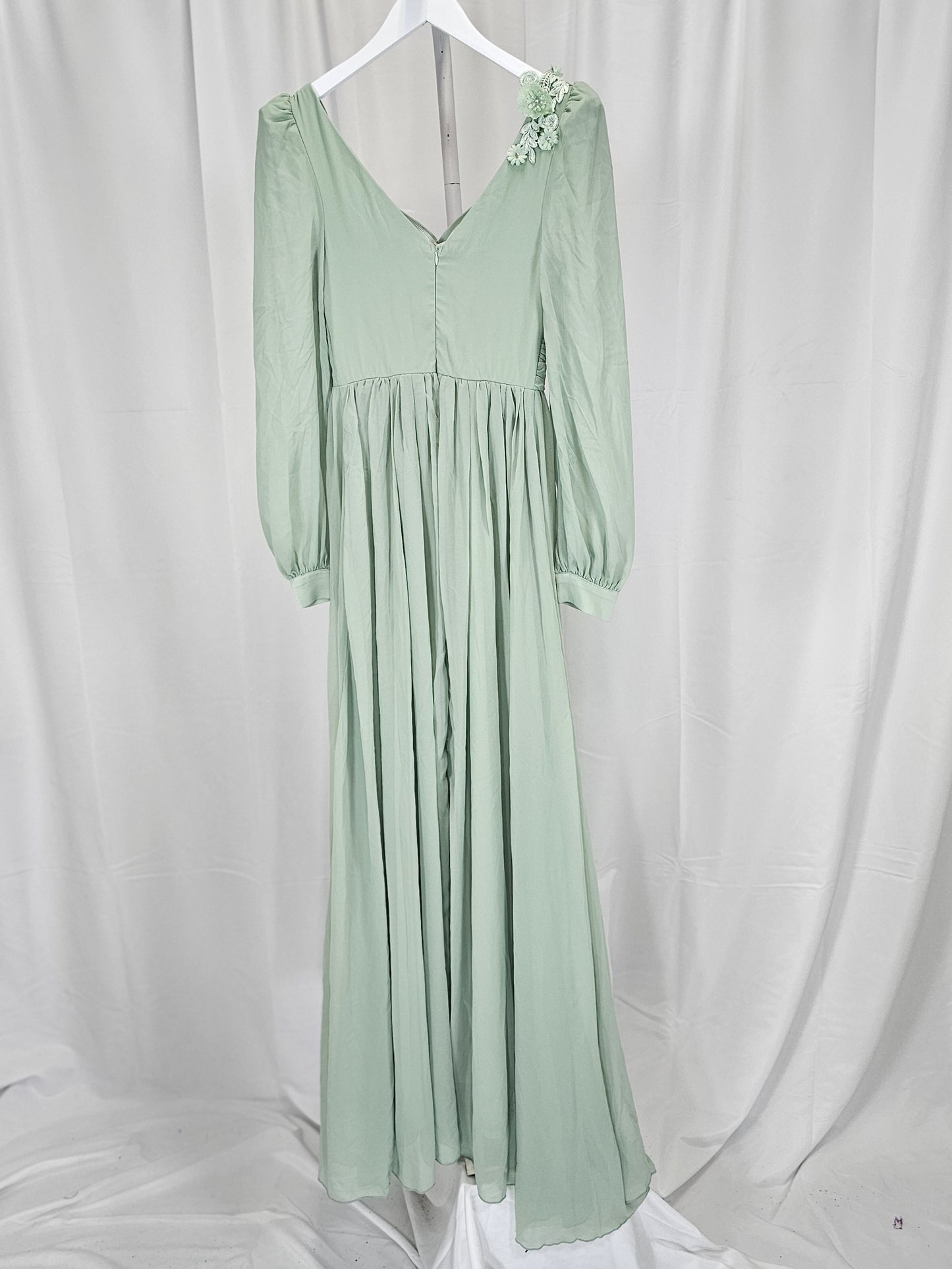 Minty Fresh Dream Dress: Elegance in Every Twirl