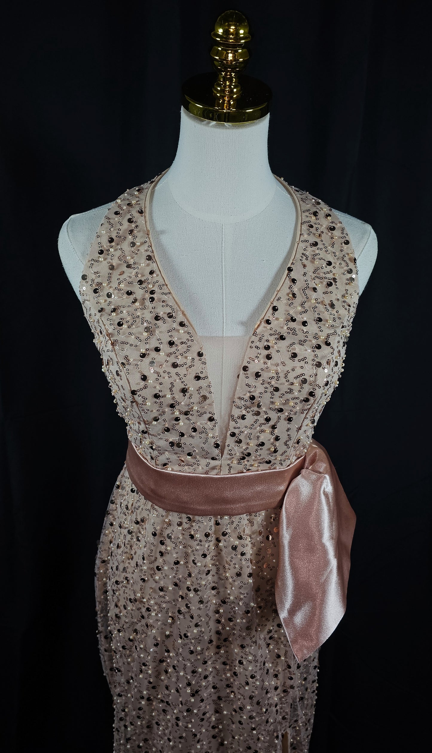 Glamorous Goddess Evening Gown: The Sparkle Edition