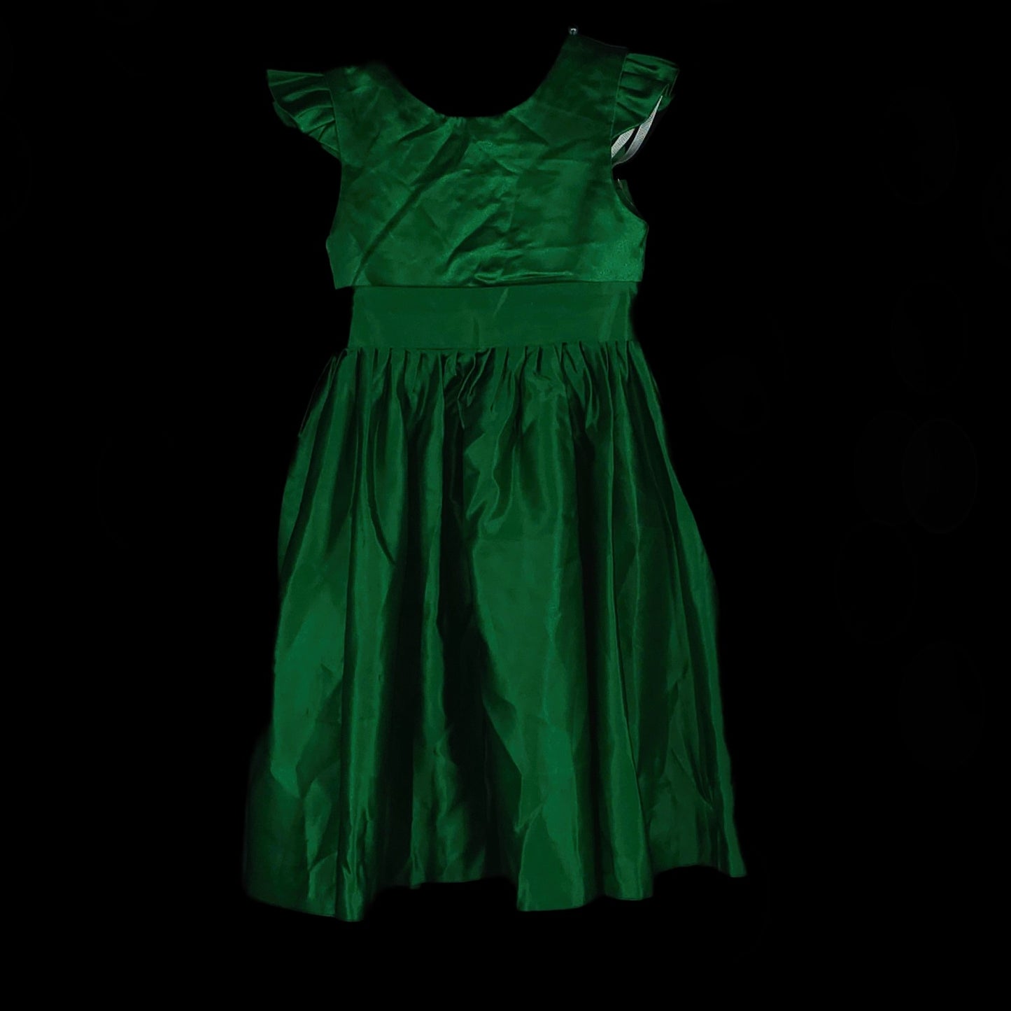 Twirl-Worthy Emerald Dress for Every Occasion!