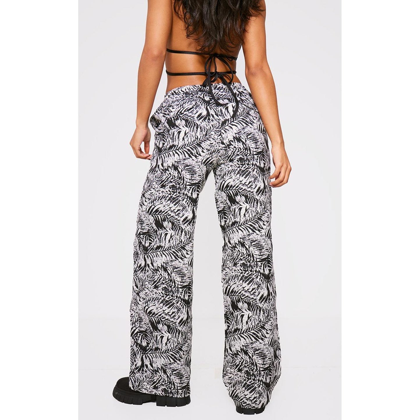 Prettylittlething Printed Jacquard Drawstring Waist Wide Leg Jogger/8