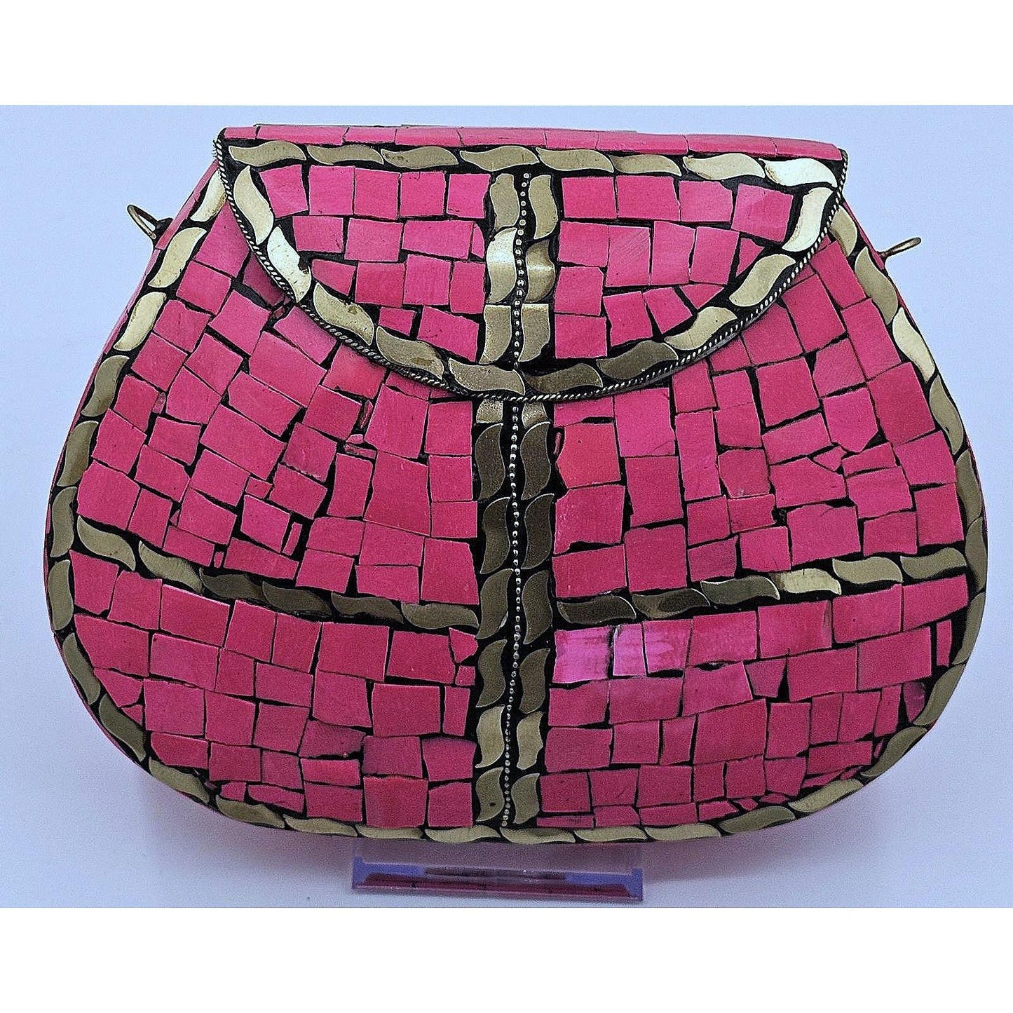 Ramla Retro Pink Mosaic Clutch Bag – Your New Favorite Arm Candy