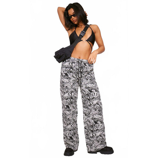 Prettylittlething Printed Jacquard Drawstring Waist Wide Leg Jogger/12