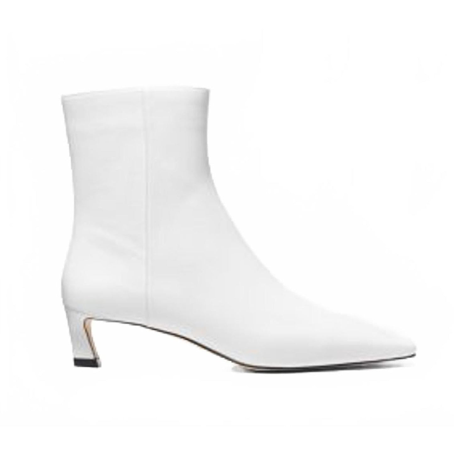 Michael Kors Cosmo Leather Kitten Boot/6