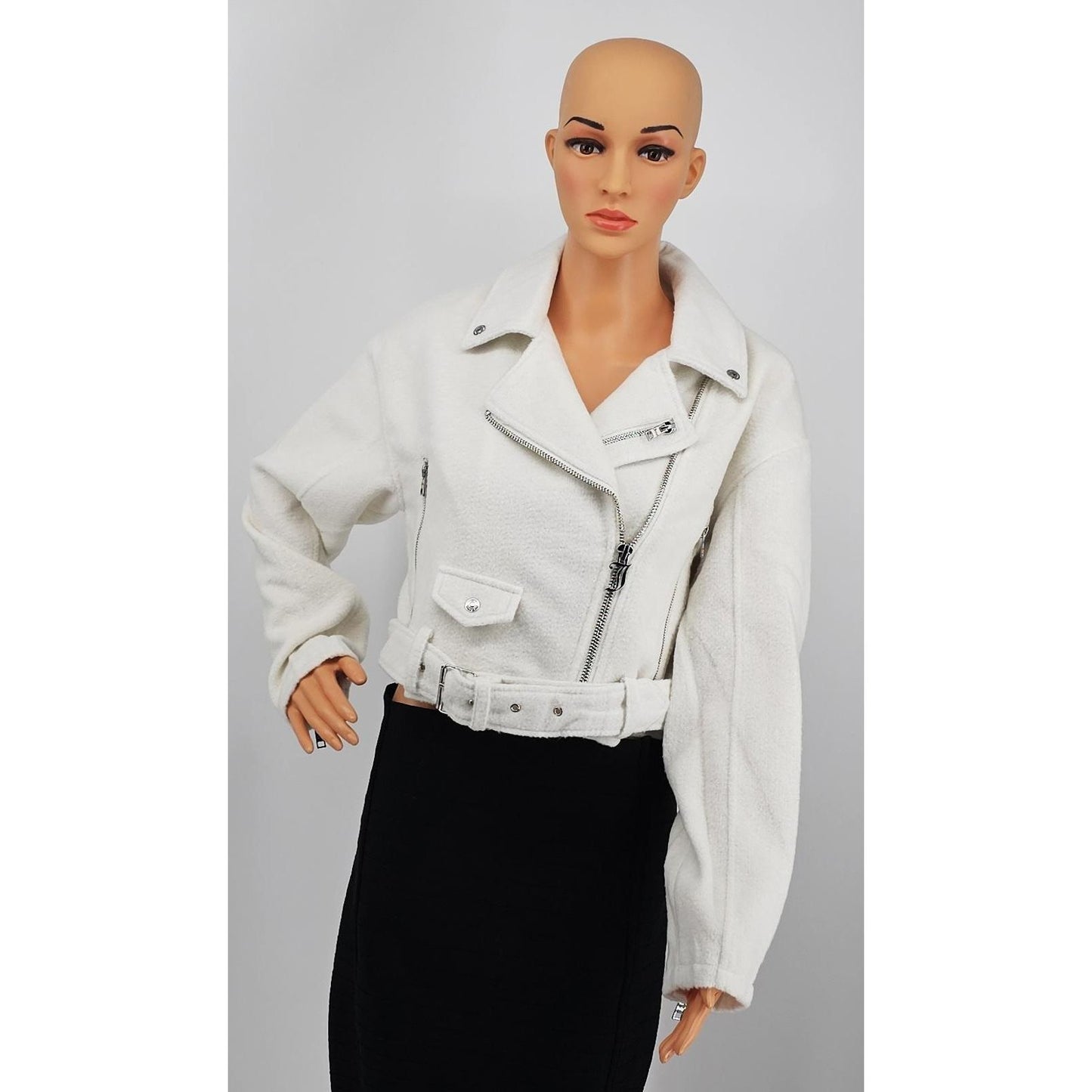 Chic White Faux Leather Moto Jacket with Belt/M