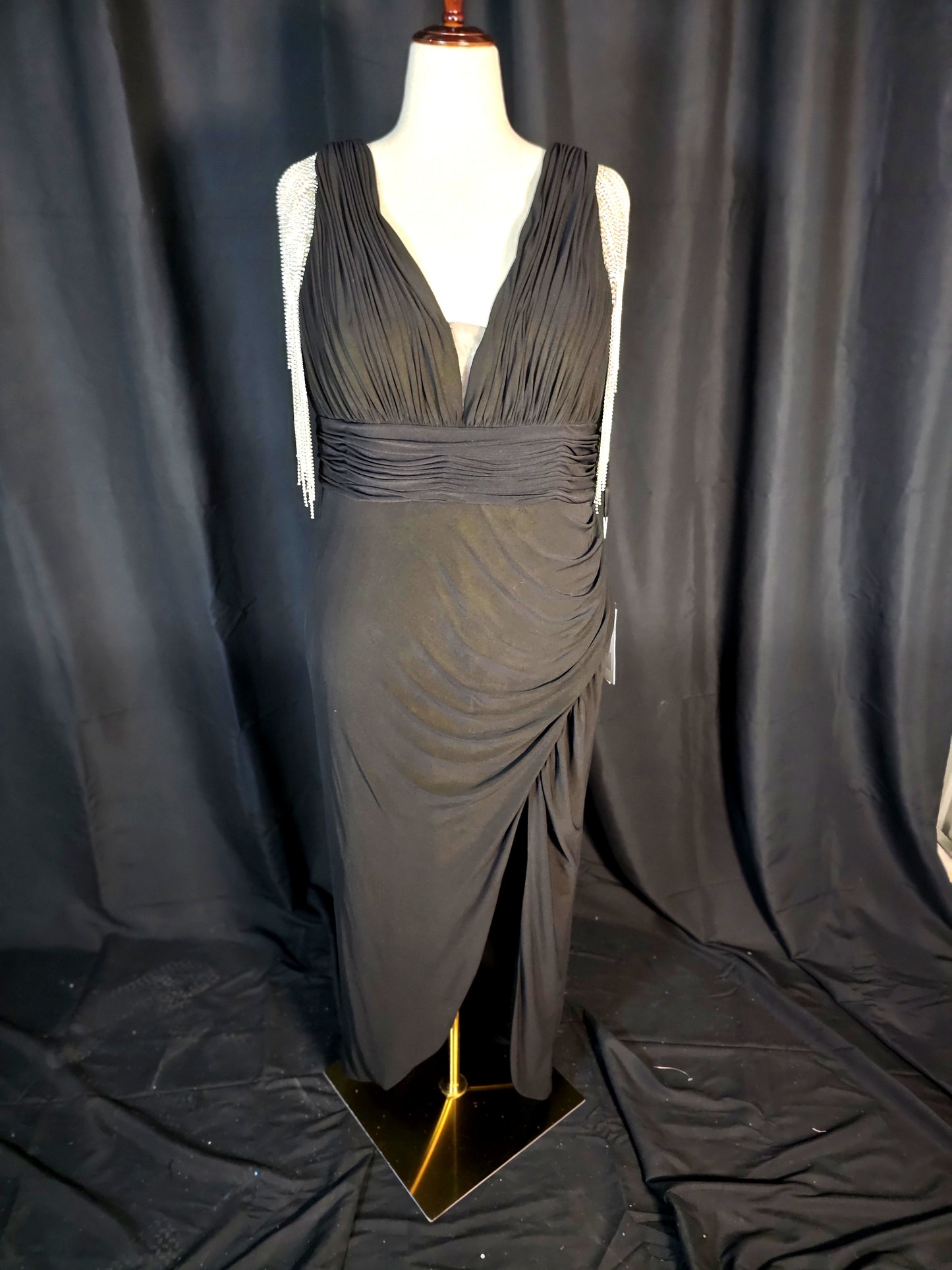 Mac Duggal Glamour on a Budget: The Sparkle Shift Gown