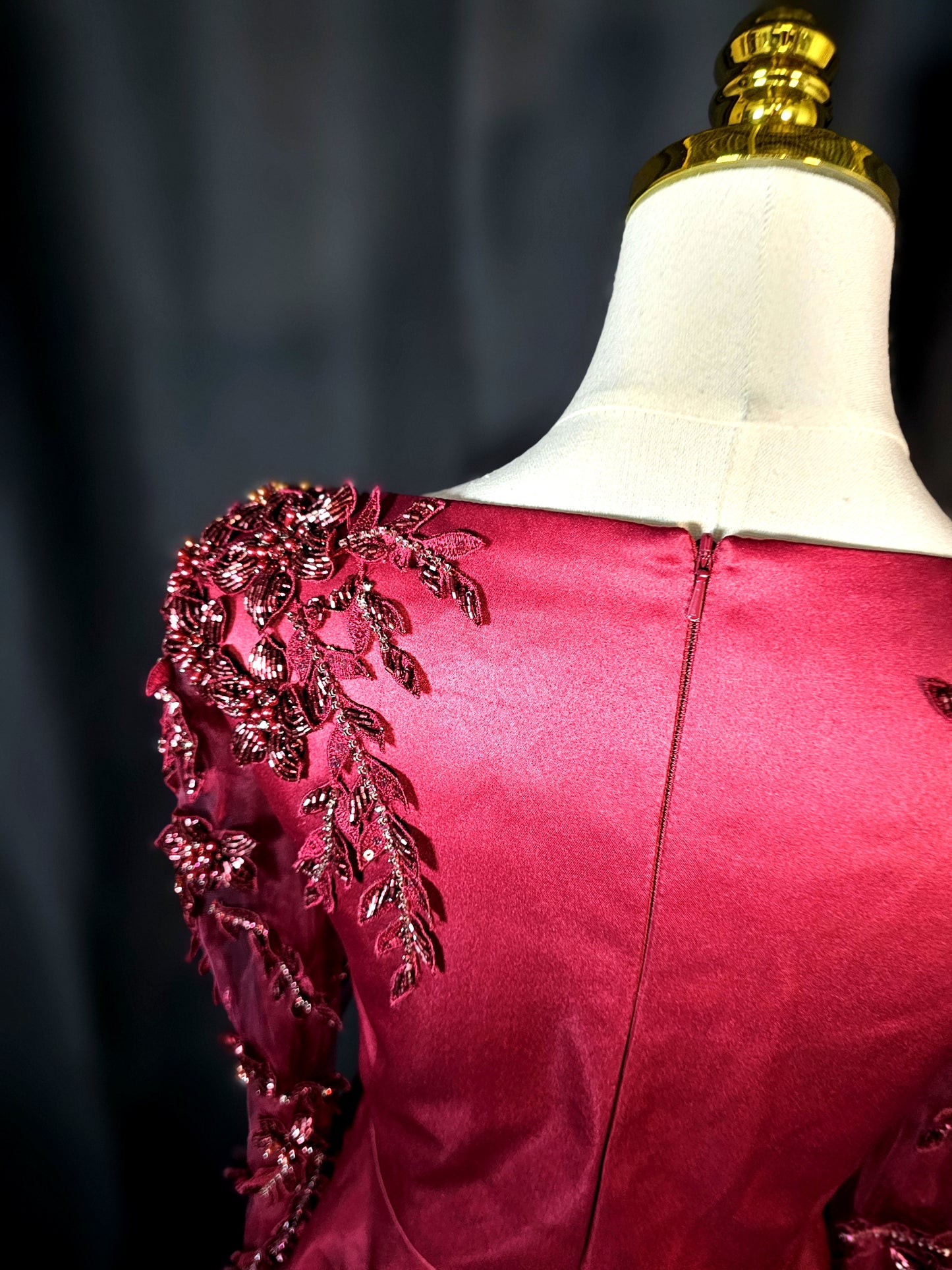 Mac Duggal Garnet Gown: A Slice of Glamour with a Side of Drama