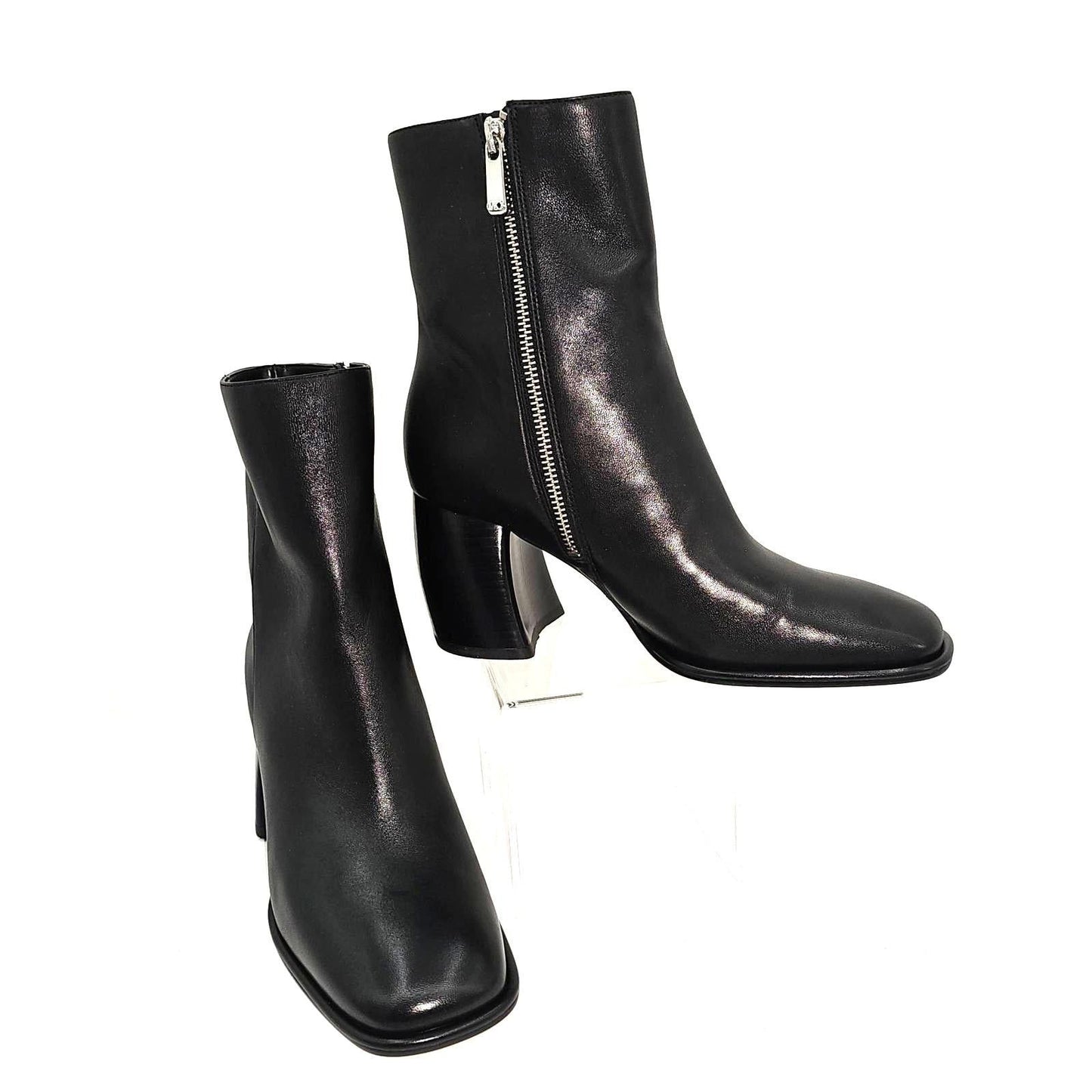 Michael Kors Maude Leather Bootie/8.5
