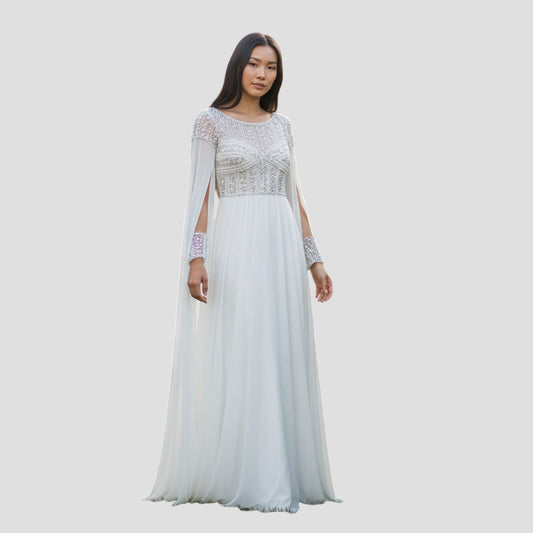 Enchanted Elegance: The Dreamy Off-Shoulder Maxi Dress